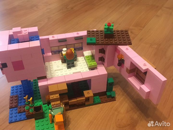 Lego minecraft Шахта Крипера и Дом Свиньи