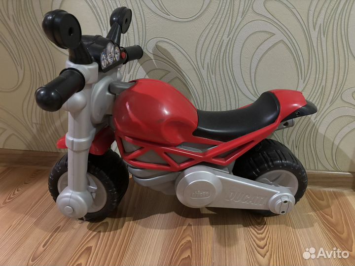 Детский мотоцикл беговел