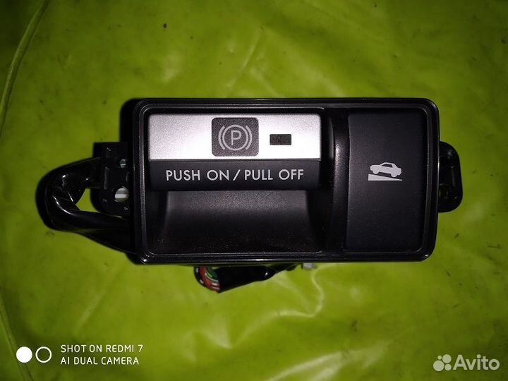 Кнопки ручника Subaru Legacy Outback BM9 BR9 2010г