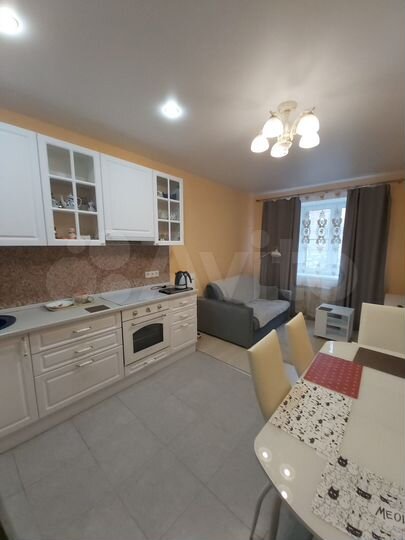 2-к. квартира, 42 м², 2/14 эт.
