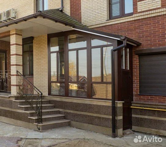 Тамбур окна балконы