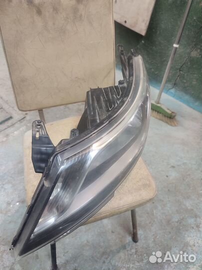 Фара левая kia rio 3