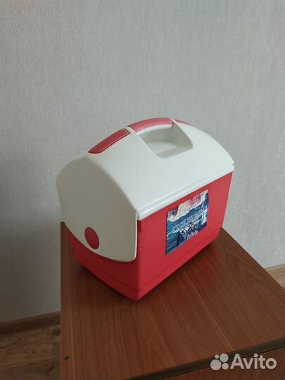 Переносной холодильник