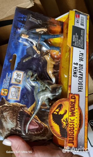 Новый набор jurassic world Оуэн и бэта