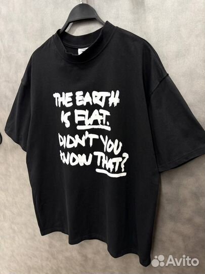 Футболка vetements