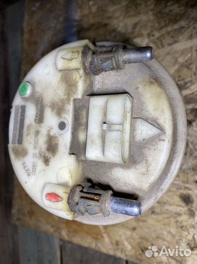 Топливный насос Mitsubishi Carisma 1.6 AT