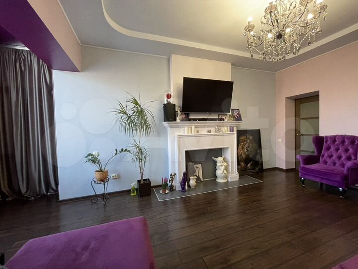 1-к. квартира, 66 м², 1/3 эт.