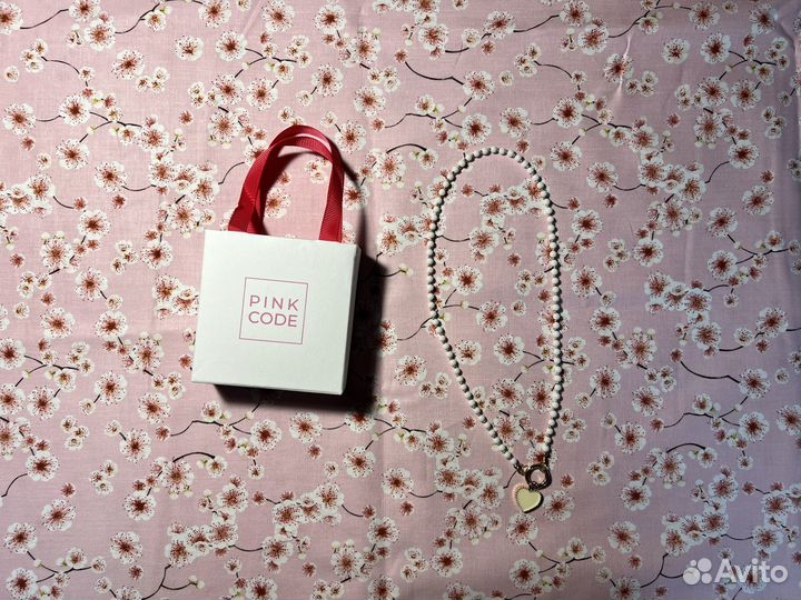 Колье pinkcode studio с белым агатом