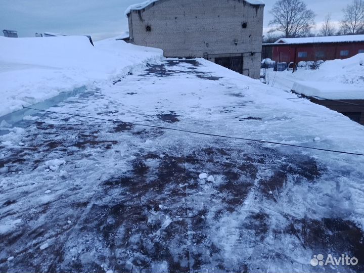 Уборка, чистка снега сосулек и льда с выездом Обл