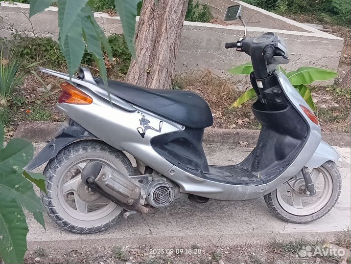 Продам Yamaha grand axis 100