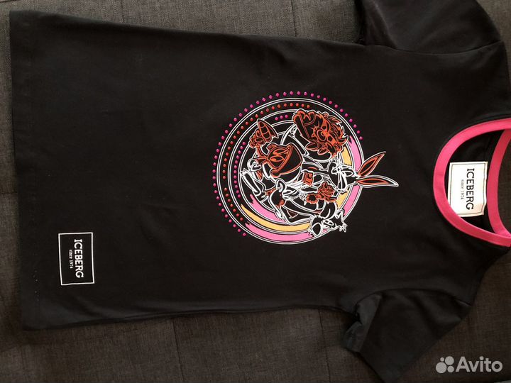 Футболка черная Icberg с рисунком на девочку