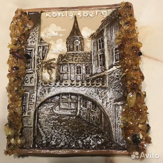 Магниты с Янтарем. Брелок Эйфелева башня