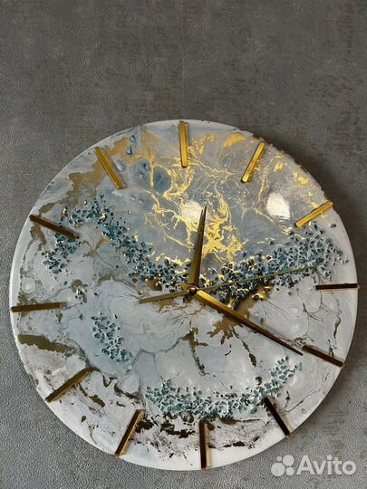 Часы настенные ручной работы