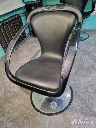 Парикмахерское кресло бу