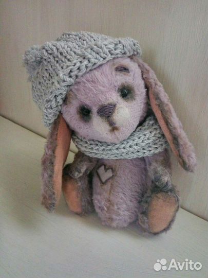 Интерьерная игрушка ручной работы заяц