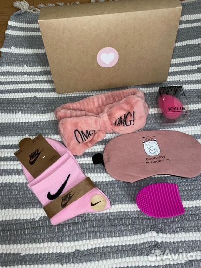 Подарочный бокс