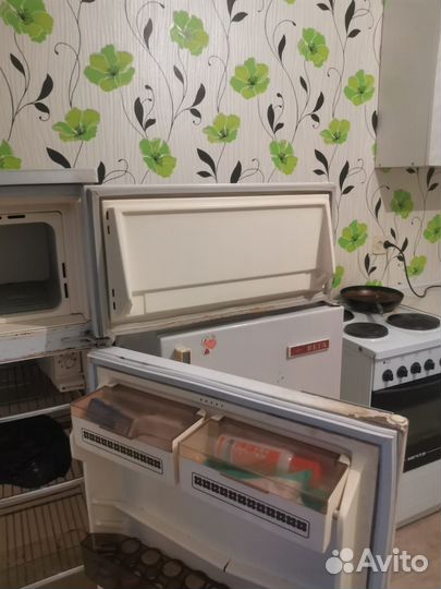 Продам холодильник Бирюса 21