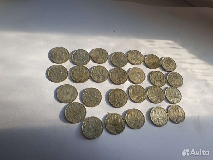 Продам старые монеты