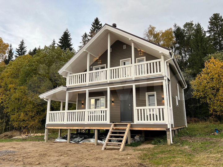 Дом 193 м² на участке 5 сот.