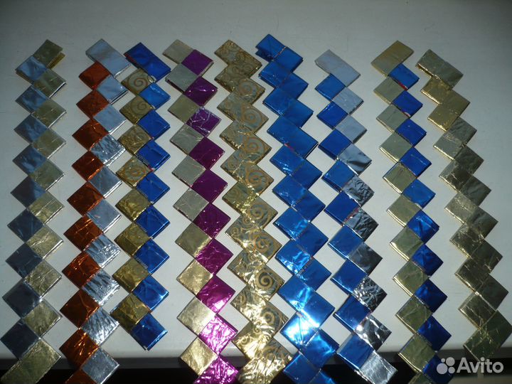 Книга приключений,в подарок красивая закладка