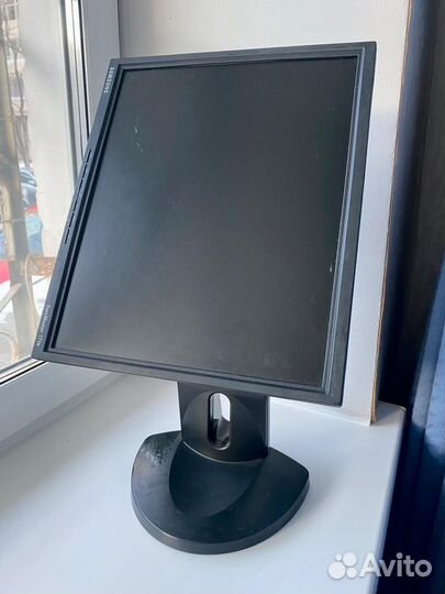 Монитор Samsung SyncMazter 171 N