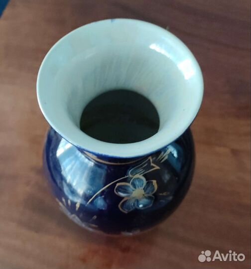 Керамическая ваза