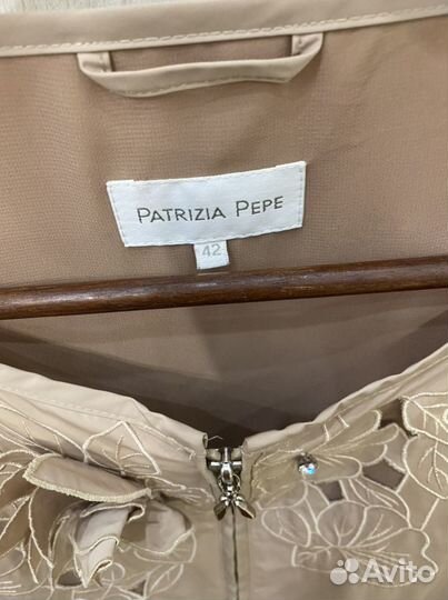 Плащ тренч,42 р. patrizia pepe