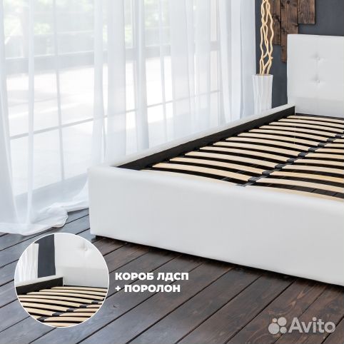 Кровать с матрасом