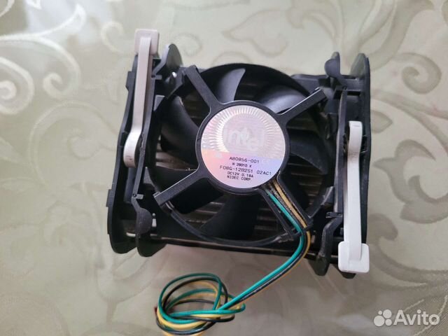 Оригинальный кулер intel для сокета 478