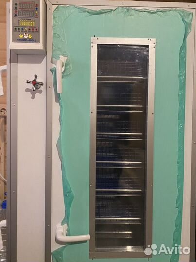 Автоматический цифровой инкубатор