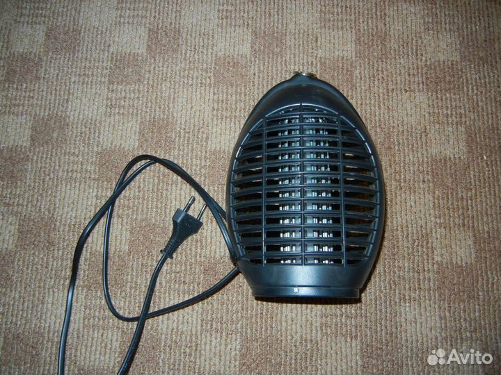 Электрическая лампа от насекомых