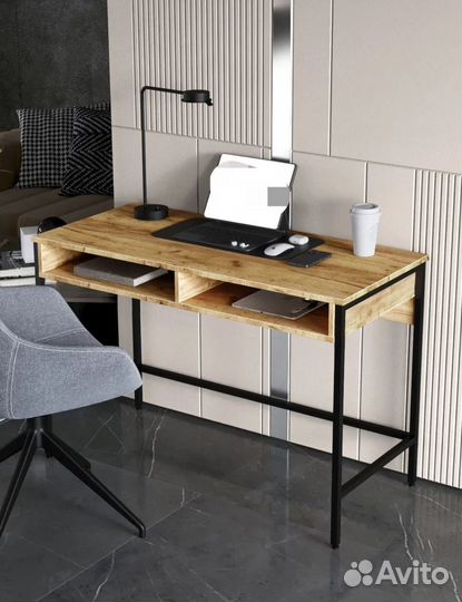 Компьютерный стол в стиле лофт