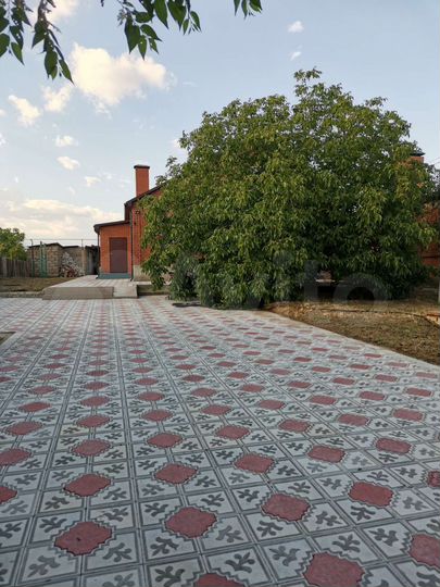 Дом 156,8 м² на участке 9 сот.