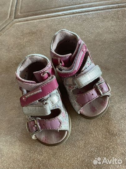 Босоножки для девочки 18 размер