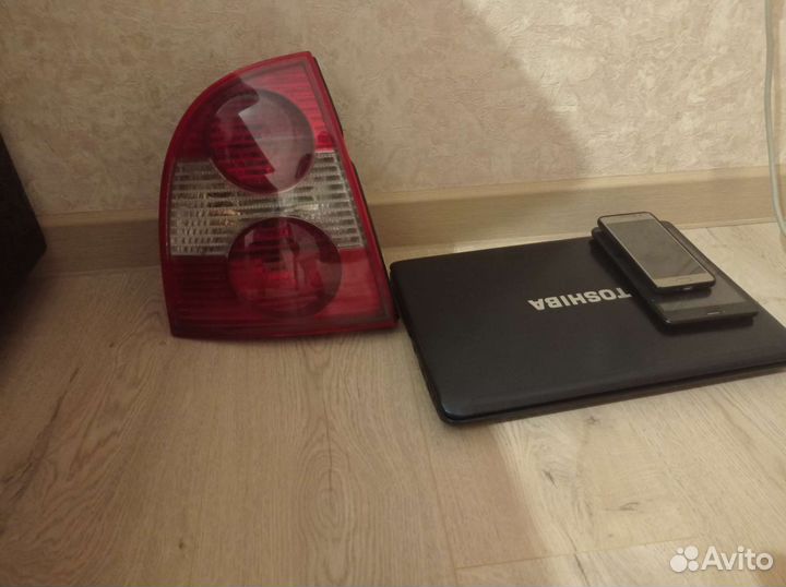 Задний левый стоп wolkswagen Passat b5+