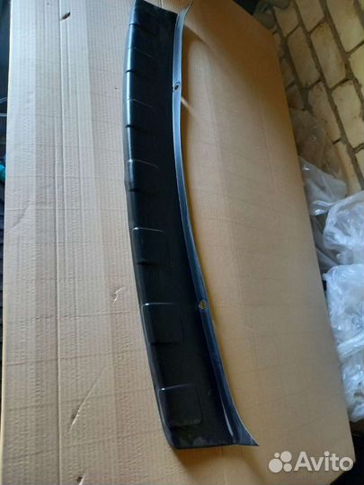 Накладка на задний бампер renault duster