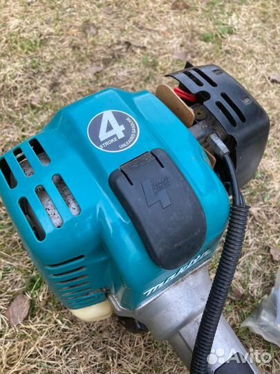 Триммер Makita евн253U бензиновый