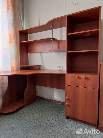 Компьютерный стол со шкафом бу