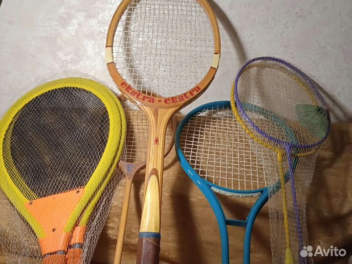 Ракетки для бадминтона и тенниса