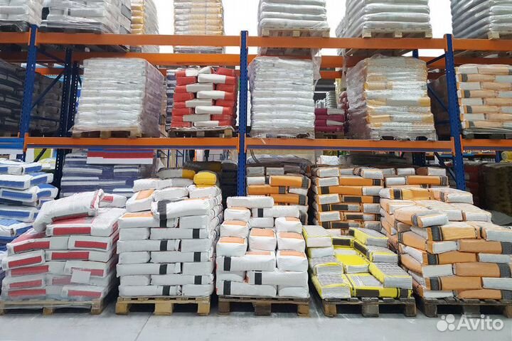 Комплектовщик на склад стройматериалов /Вахта