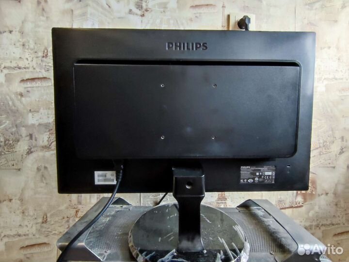 Philips 24'' LED Колонки hdmi GTG 1мс 246V5lhab