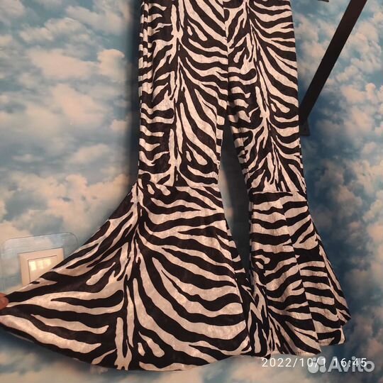 Костюм карнавальный для взрослых