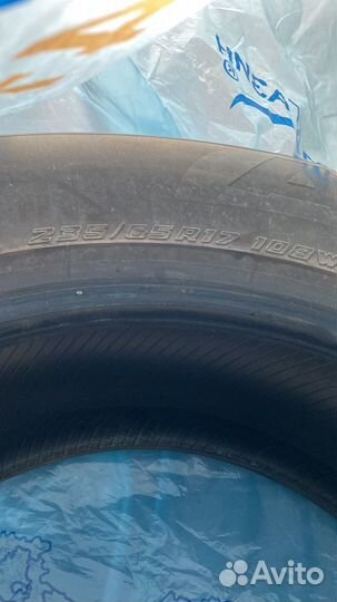 Yokohama Advan Sport V105 235/65 R17