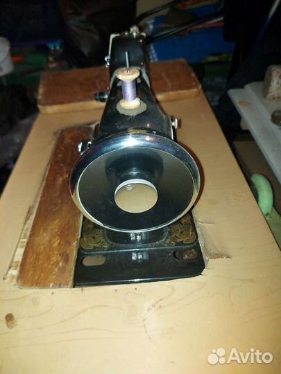 Швейная машина