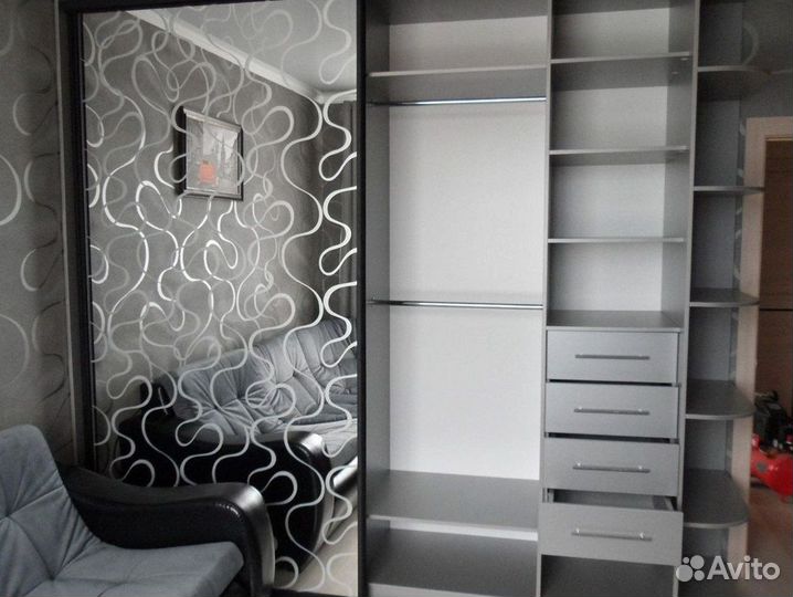 Стенка в гостиную