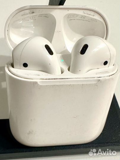 Airpods 2 оригинал б/у