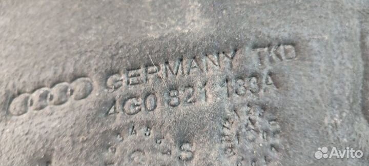 Подкрылок передний левый Audi A6 4G CGW 18.04.2011