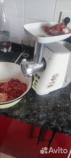 Мясорубка электрическая