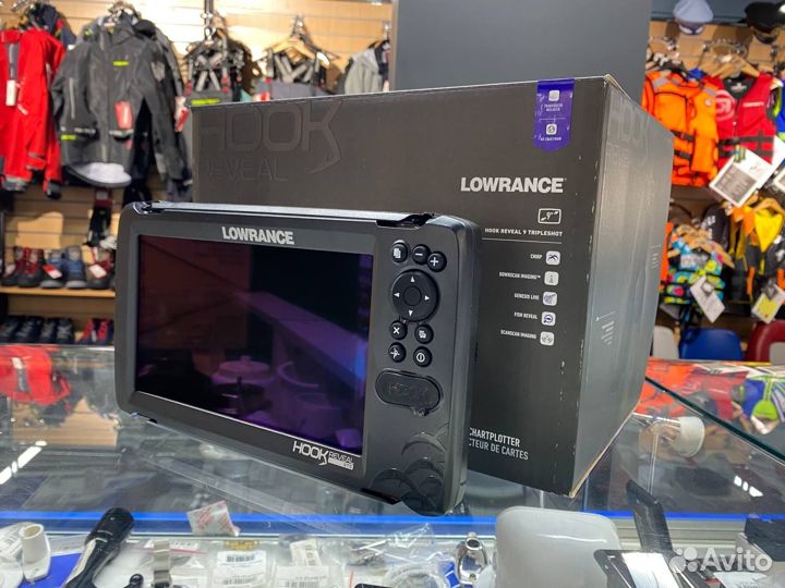 Эхолот картплоттер Lowrance Hook Reveal 9
