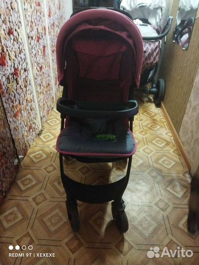 Прогулочная коляска